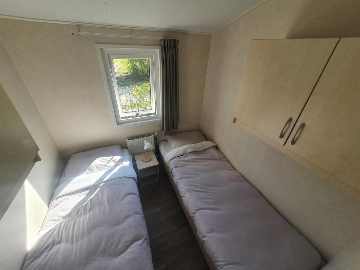 Gezellig Chalet Op Een Prachtige Plek In Drenthe Met Vrij Uitzicht Villa Tynaarlo ภายนอก รูปภาพ